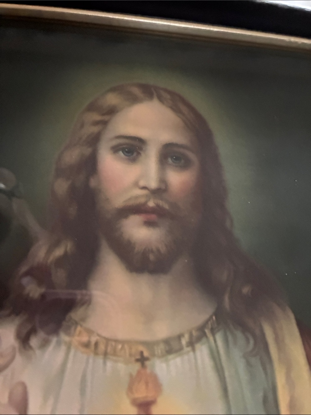 Vintage Photo of Jesus, says sacred heart of Jesus at bottom. - Picture 6 of 11